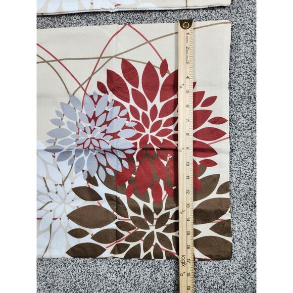 Pack Of 2 18x18 Throw Pillow Covers Dahlia Flower White Gray Brown Red - Picture 3 of 4